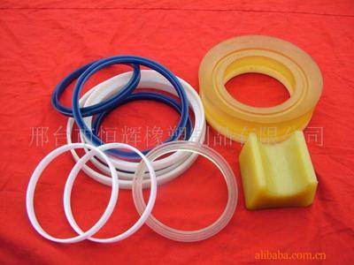 生產(chǎn)橡膠塑料制品的原材料;橡膠塑料制品;中、小型塑料制品;機械用橡膠密封制品;機械用橡膠減振制品;中、小_工業(yè)用橡膠制品 農(nóng)業(yè)用橡膠制品 _中國 河北 任縣 任城鎮(zhèn)光明街_邢臺市恒輝橡塑制品_